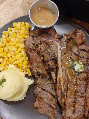 Blake's Wings & Steaks