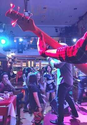 Spicy Fingers Bar And Restaurant