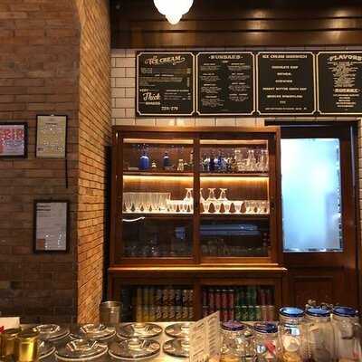 Wildflour Cafe And Bakery