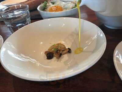 Wildflour Cafe And Bakery