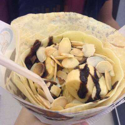 Crepes And Cream