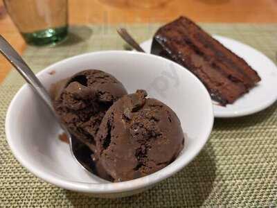 Fresh International Buffet