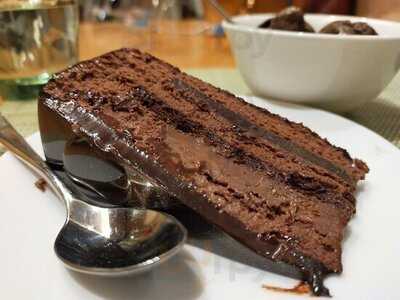 Fresh International Buffet