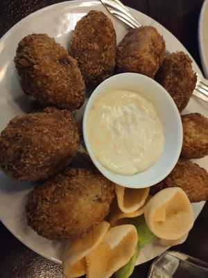 Lilong And Lilang Restaurant