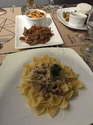 Mosaic By The Creek Cafe + Workshop