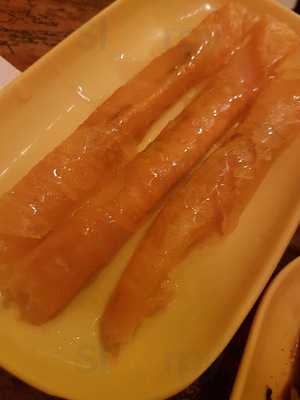 Caloy's Lovers In Pares