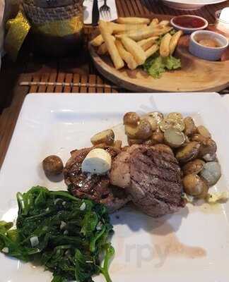 Cafe By The Ruins Dua