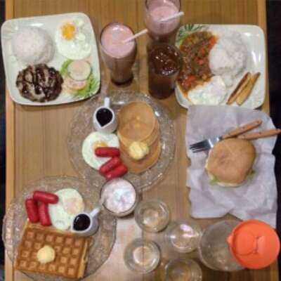 Papa Rock's Big Burgers And Grillery