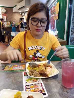 Aling Lucy's Panciteria