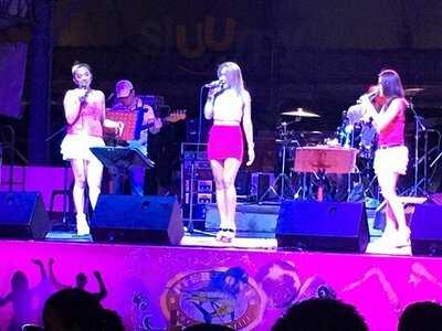 Pier One Bar And Grill