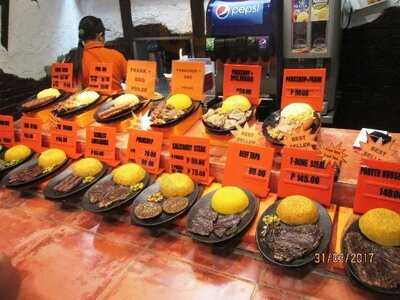 Robinsons Place Food Court