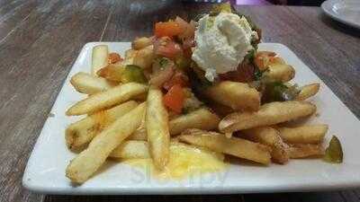 California Pizza Kitchen