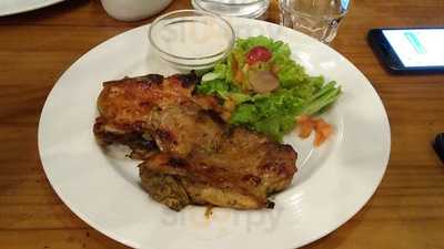 Conti's Bakeshop & Restaurant