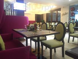 Cafe Feliz
