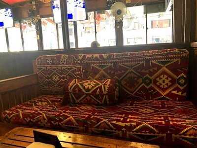 Pasha Restaurant & Shisha Lounge