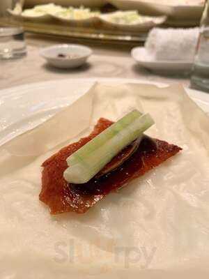 Gloria Maris Shark's Fin Restaurant - Fine Dining