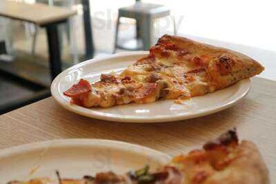 Motorino New York Slice