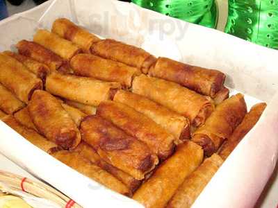 Lola Idang's Pancit Malabon