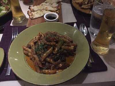 Bayleaf Restaurant & Bar Lounge