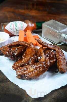 Brad And Pit's Ribshack