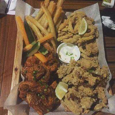 Tides Grill And Bistro