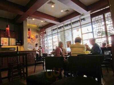 Starbucks Lucky Chinatown Mall