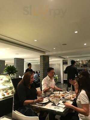 Cerchio Restaurant And Lounge