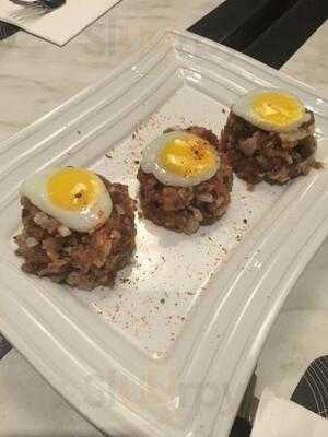 Cerchio Restaurant And Lounge