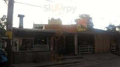 Dan Joven Sizzling House