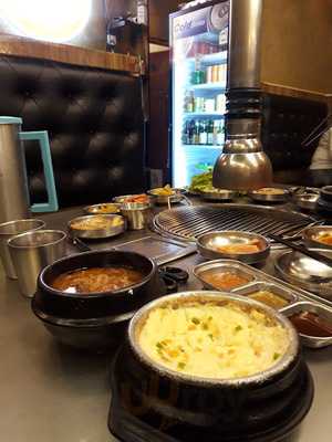 Premier The Samgyupsal