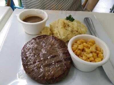 Robinson's Magnolia House