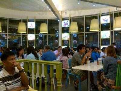 Robinson's Magnolia House