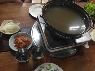 Pearl Meat Shop And Restaurant