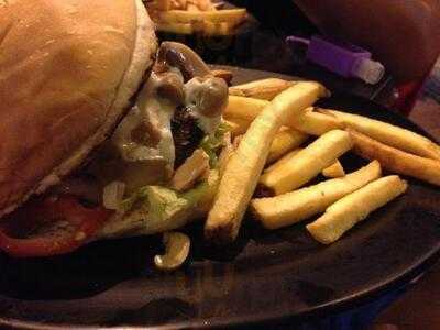 Zark's Burger Katipunan