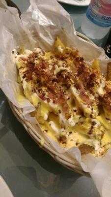 Charlie's Grind And Grill