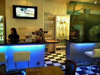 Mitsukoshi Cafe And Restaurant