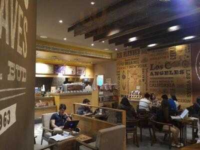 The Coffee Bean & Tea Leaf