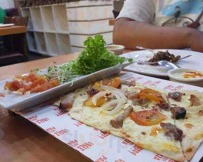 Uncle Cheffy's (kuse')