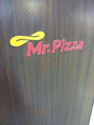 Mr. Pizza