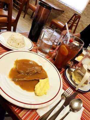 Hizon's Cakes & Pastries