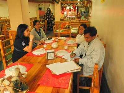 Hai Dan Teahouse And Restaurant