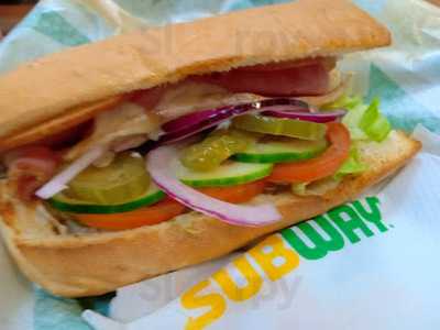 Subway Greenhills