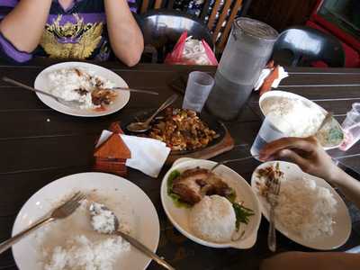 Cinco Antonios Bistro