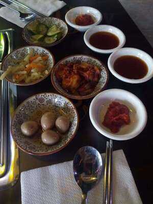 Willium's Korean Carving Kitchen