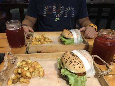 The Red Bus Mobile Diner