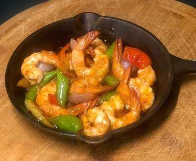 Yarda Food Hub At Kingspoint