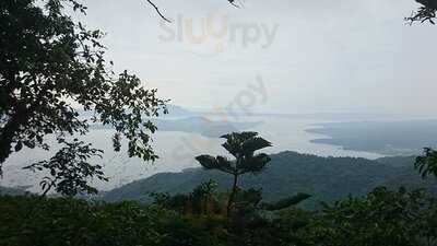 Concha's Garden Cafe - Cliffhouse, Tagaytay