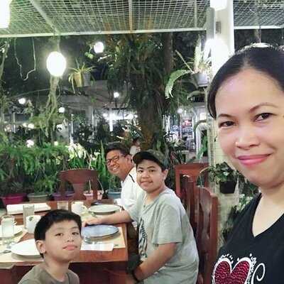 Concha's Garden Cafe - Cliffhouse, Tagaytay