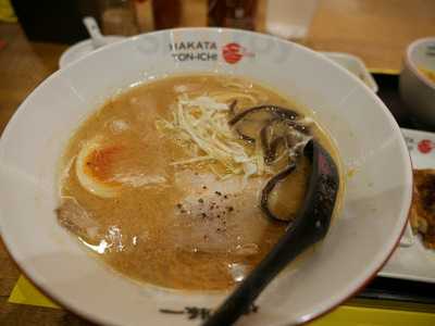 Hakata Ton-ichi