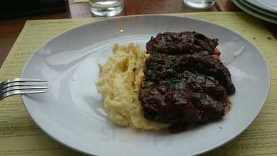 Draft Restaurant & Brewery